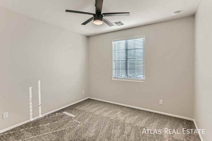 16206 W Jenan Dr - Photo 6 of 19