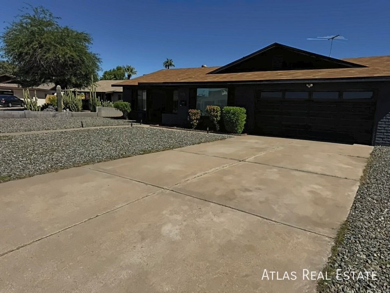 3115 S Kachina Dr - Photo 2 of 19