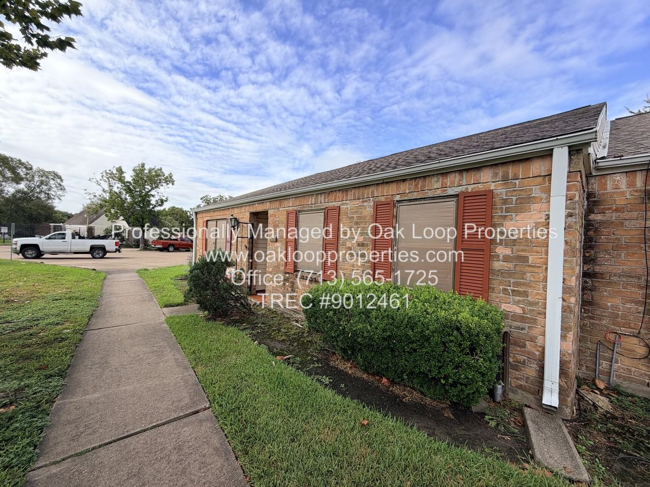 8808 Wilcrest Dr - Photo 2 of 22