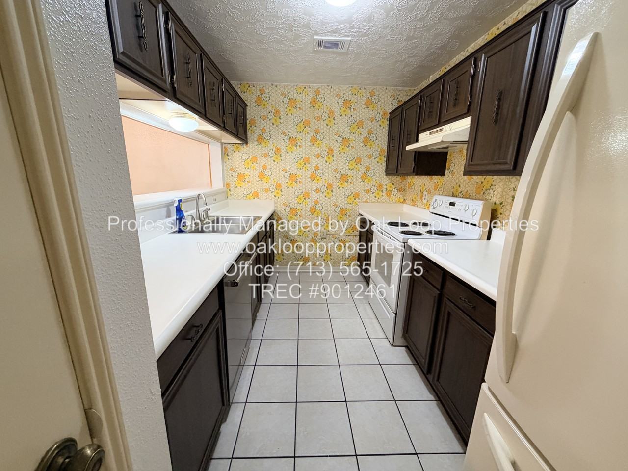 8808 Wilcrest Dr - Photo 6 of 22
