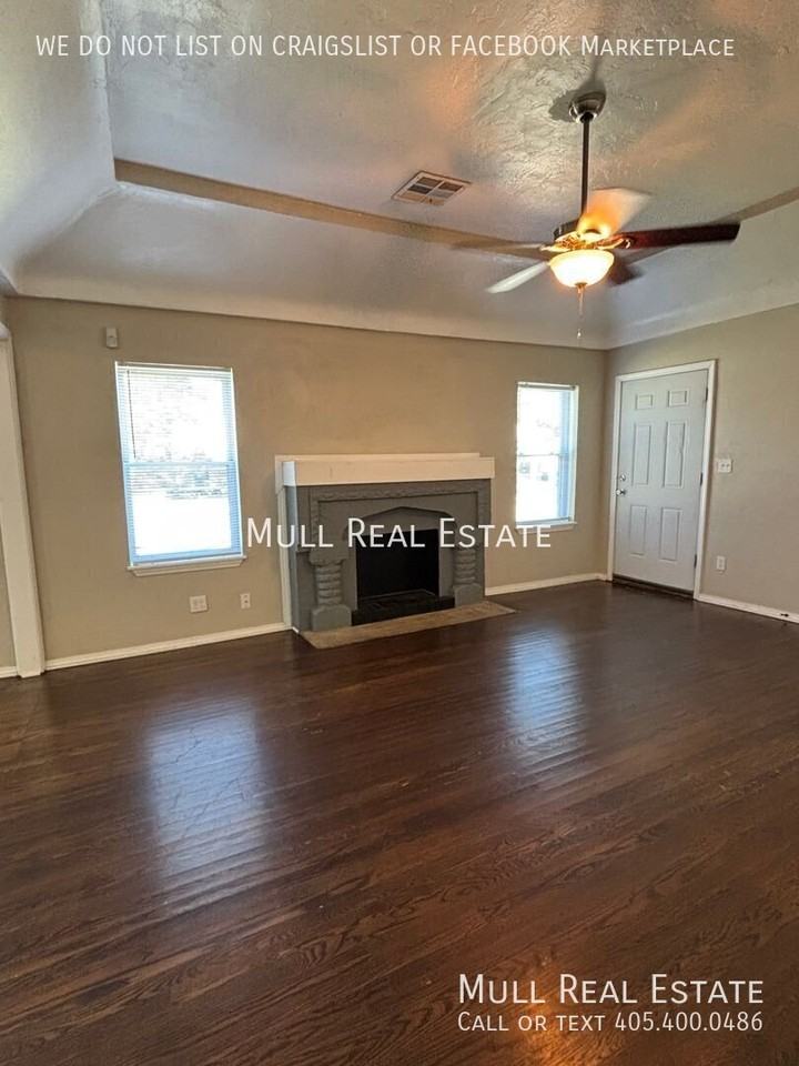 2732 Nw 23rd St - Photo 3 of 17