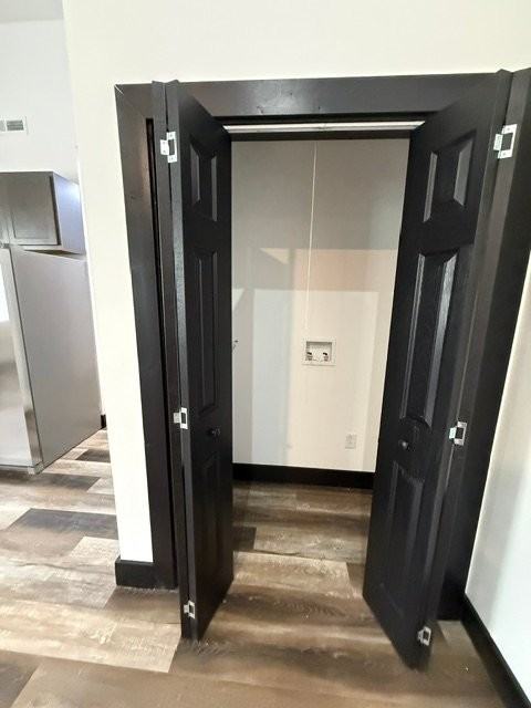 690 7th St #7 - Photo 3 of 11