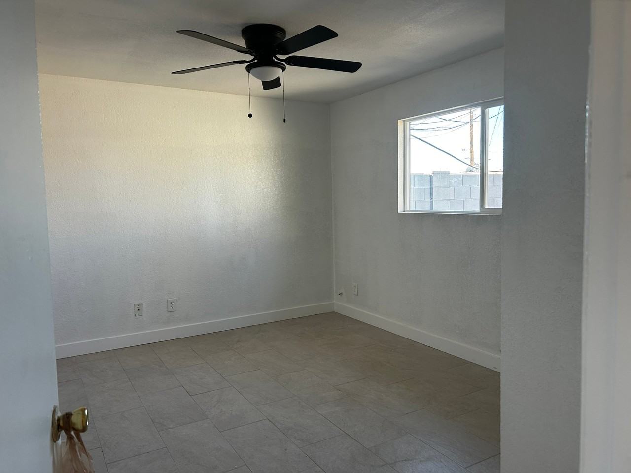 428 E Osage Ave #1 - Photo 7 of 12