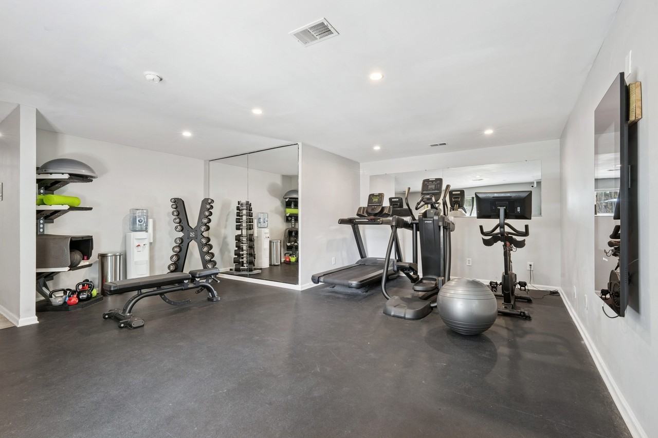 Enclave at West Ashley - Photo 5 of 34