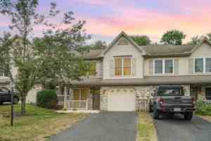 featured image of 34 Ashburg Dr