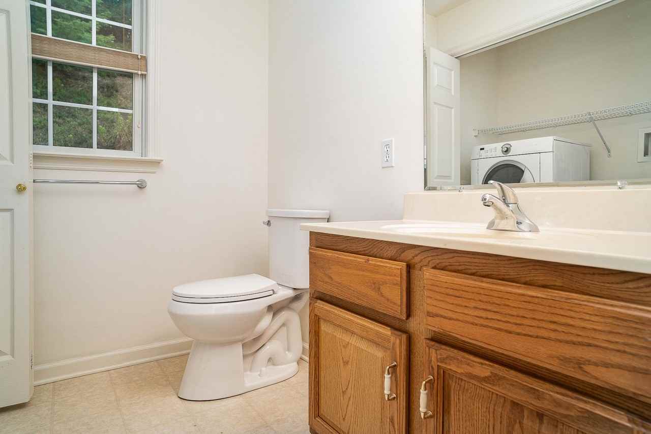34 Ashburg Dr - Photo 7 of 39