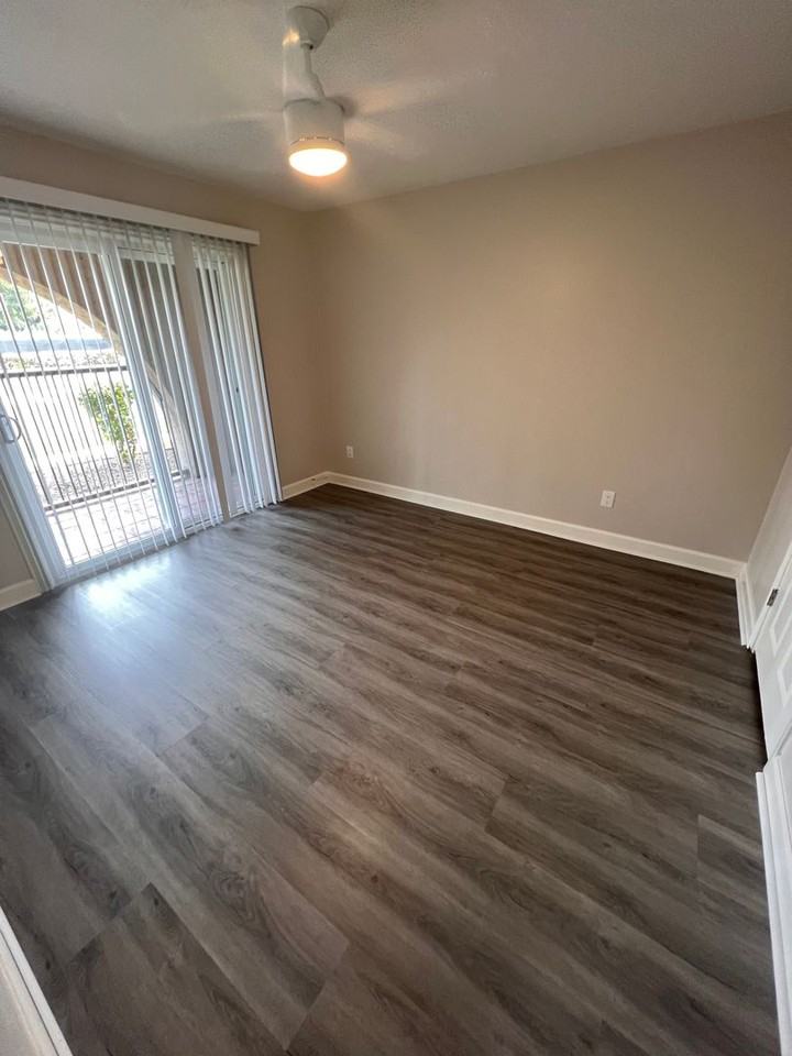 7720 Crescent Ave - Photo 5 of 22