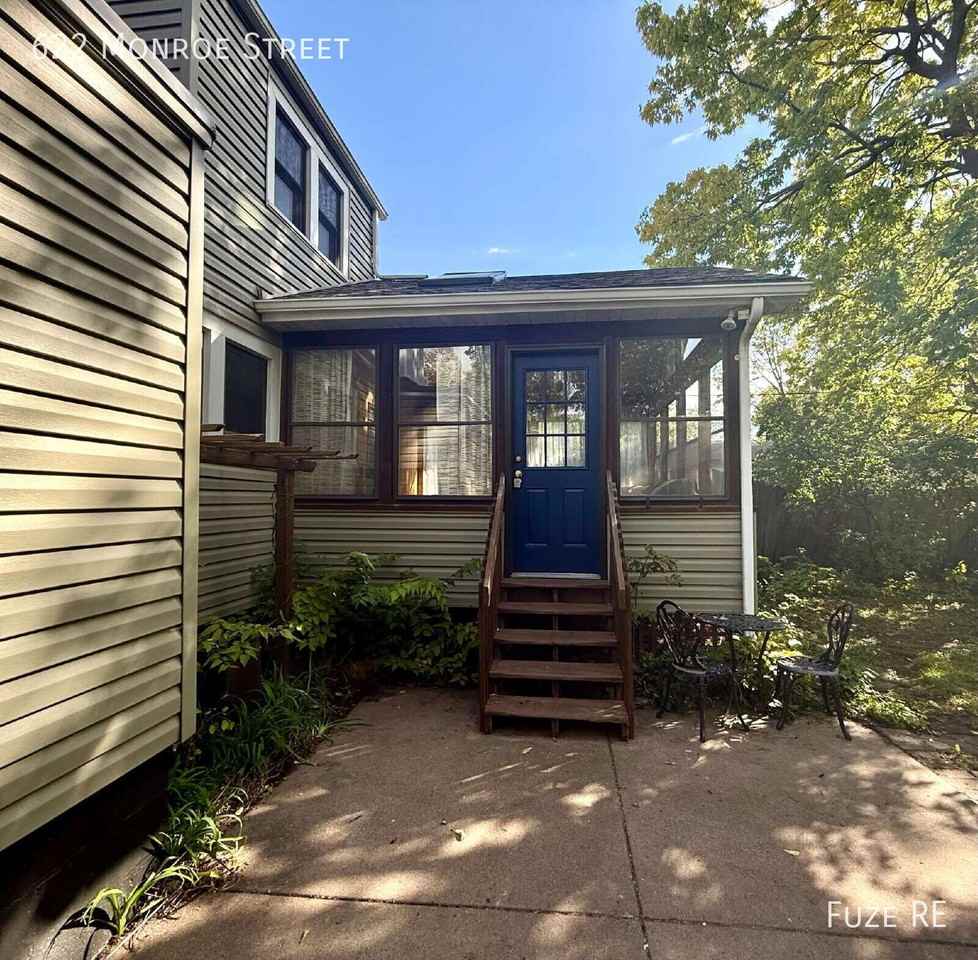 622 Monroe St - Photo 6 of 50