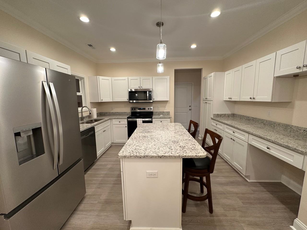 1705 Darlington St - Photo 5 of 21