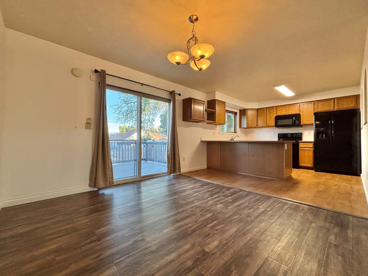 14413 E Broadway Ave - Photo 3 of 20