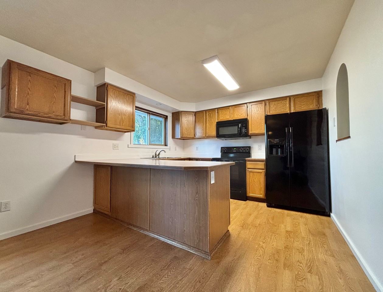 14413 E Broadway Ave - Photo 6 of 20