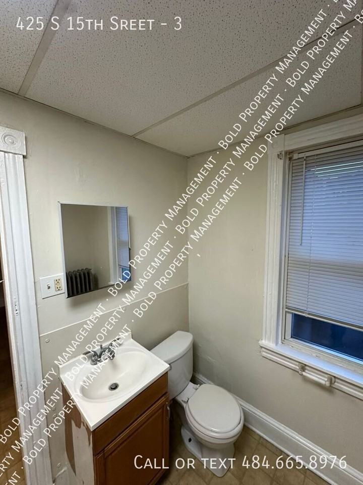425 S 15th St #3 - Photo 7 of 8