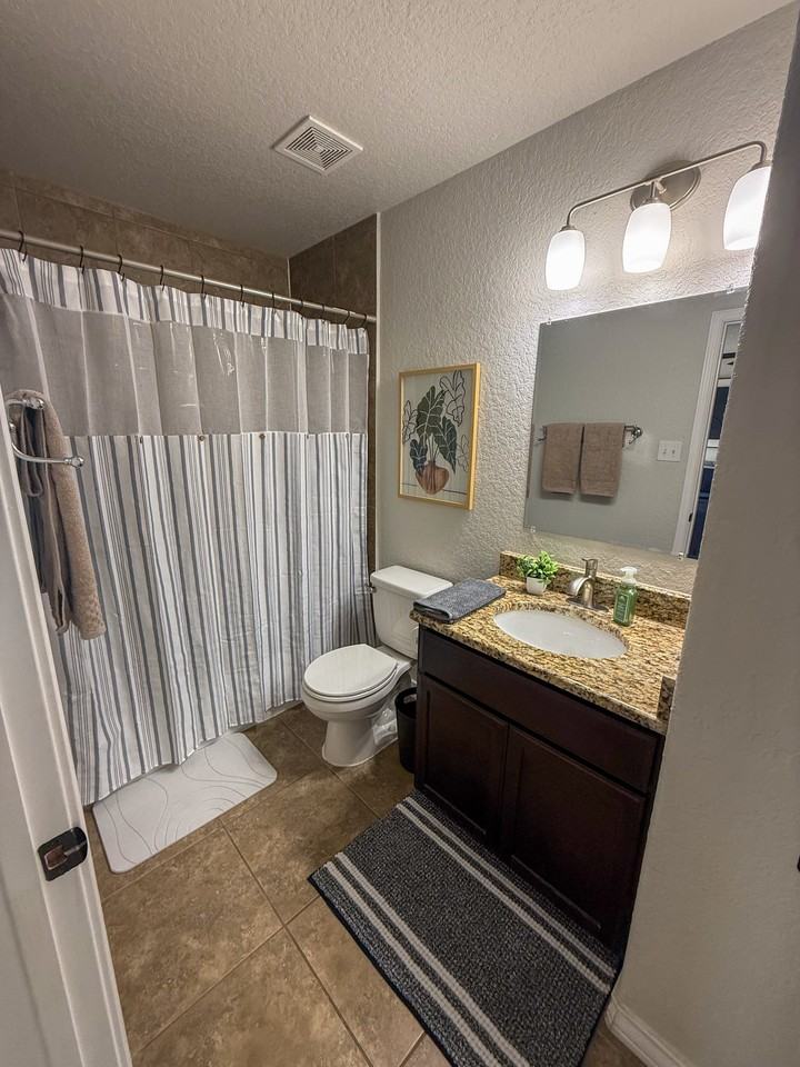 4824 Appleseed Ct - Photo 5 of 8