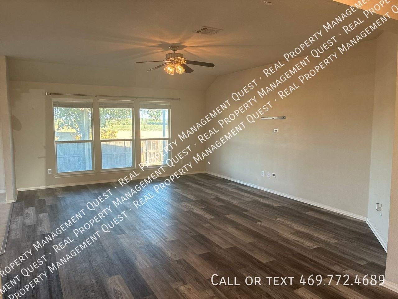 3600 Spruce St - Photo 4 of 17