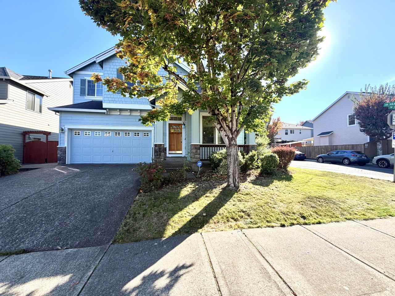 21594 SW Susan Ln - Photo 3 of 19