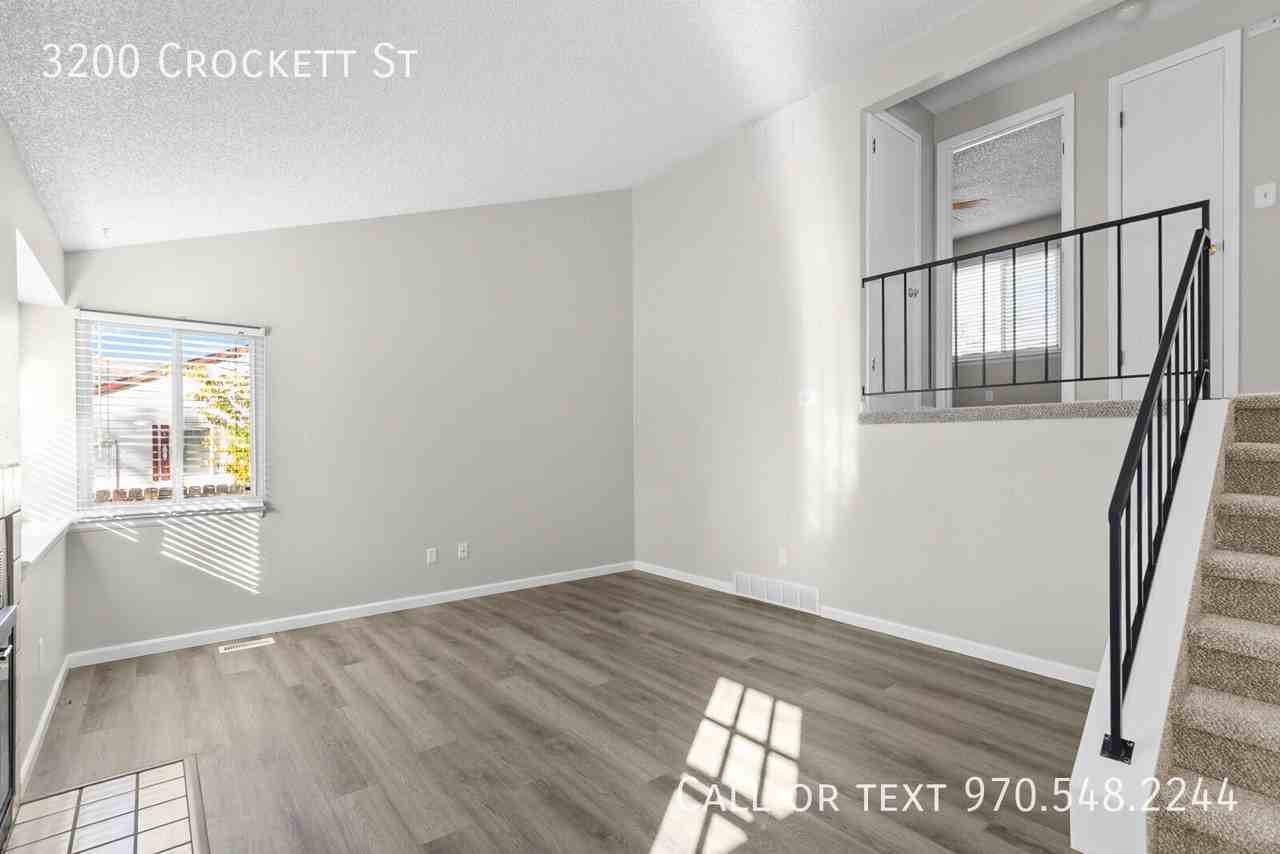 3200 Crockett St - Photo 5 of 29