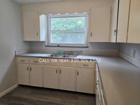 2804 Rowland Ave Ne - Photo 1 of 1