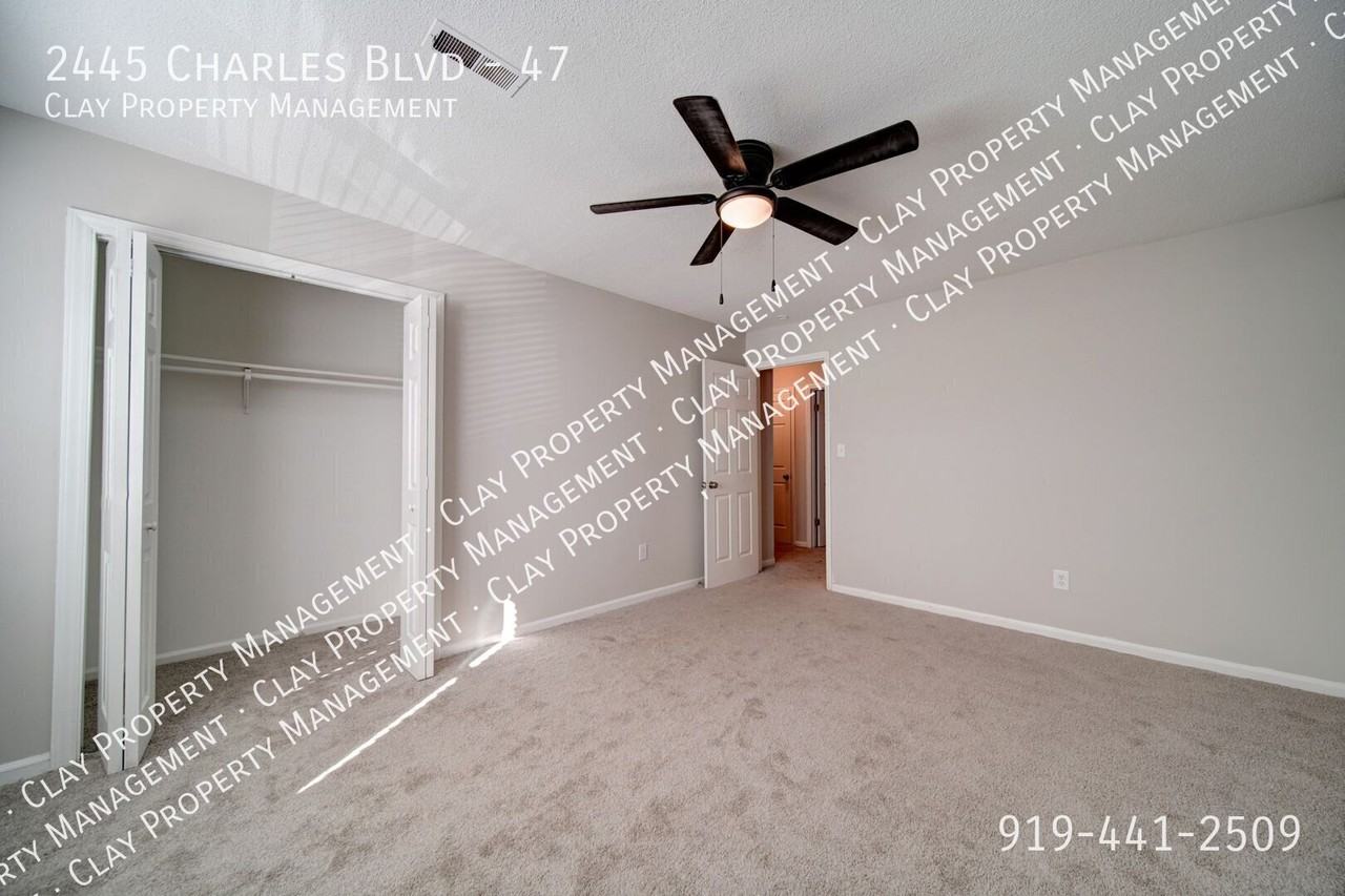2445 Charles Blvd #47 - Photo 4 of 31