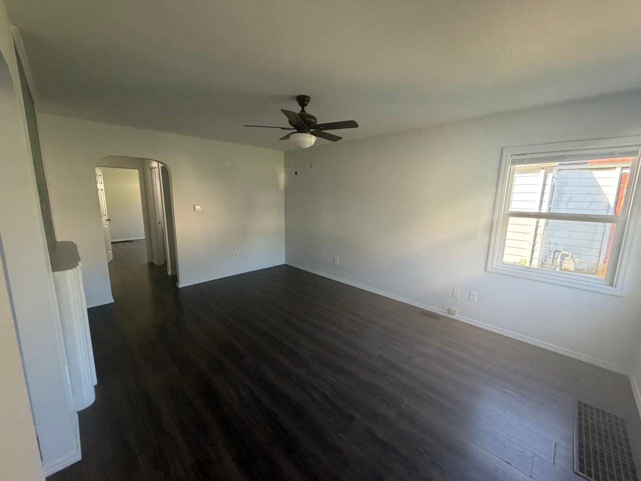 1193 Geers Ave - Photo 4 of 12