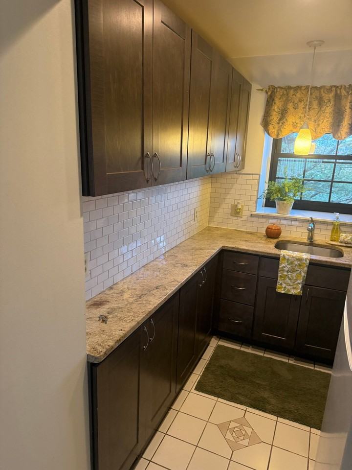 240 Harris St #11 - Photo 2 of 16