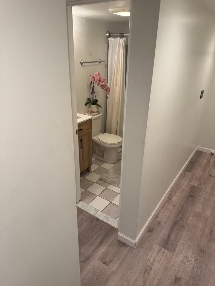 240 Harris St #11 - Photo 7 of 16