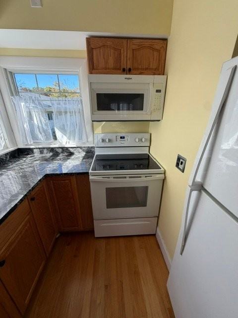 300 Elm St #2 - Photo 5 of 20