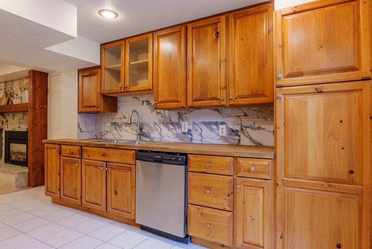 4502 Sw - Photo 5 of 20