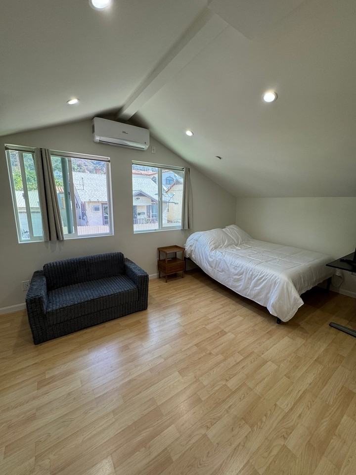 2364 Las Flores Dr - Photo 2 of 15