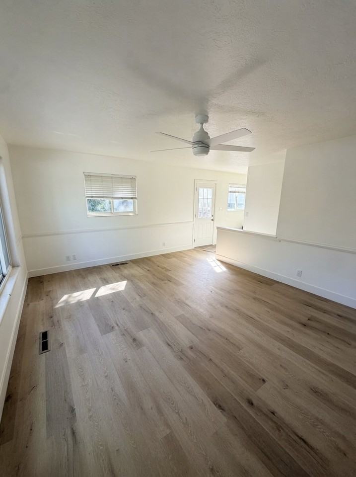 13160 Se - Photo 6 of 19