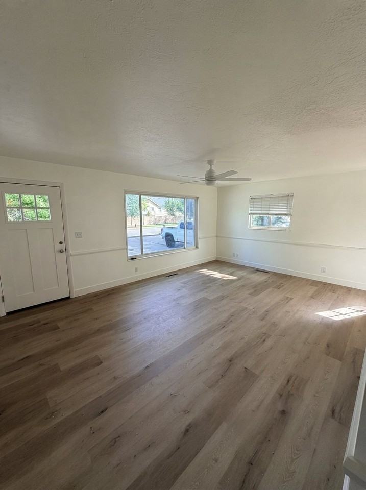 13160 Se - Photo 7 of 19