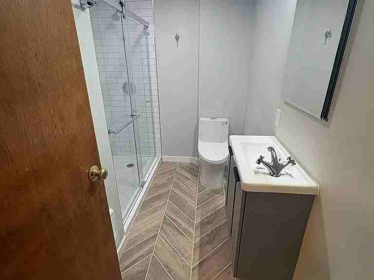7327 38th Ave Ne #1 - Photo 5 of 8