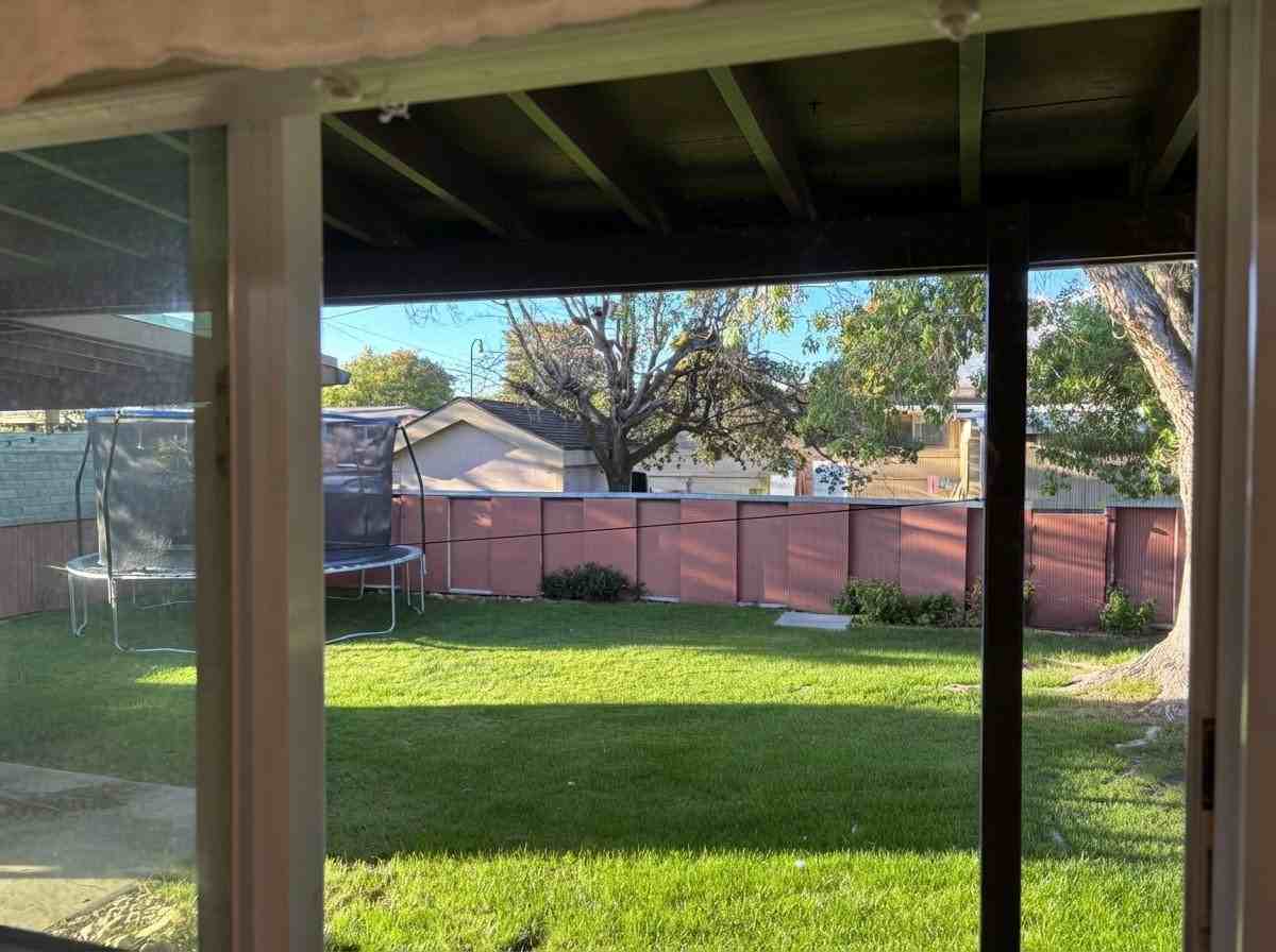 483 Es - Photo 6 of 20