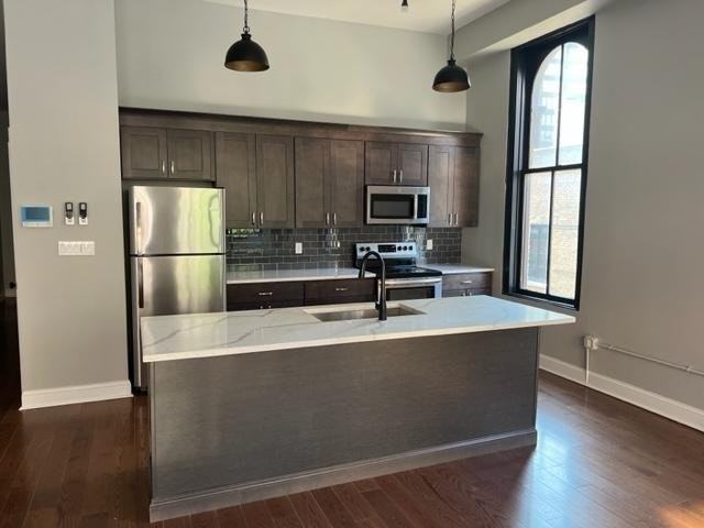 29 N Pearl St #2 - Photo 4 of 14