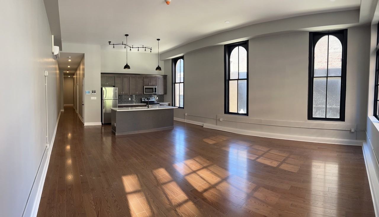 29 N Pearl St #2 - Photo 6 of 14