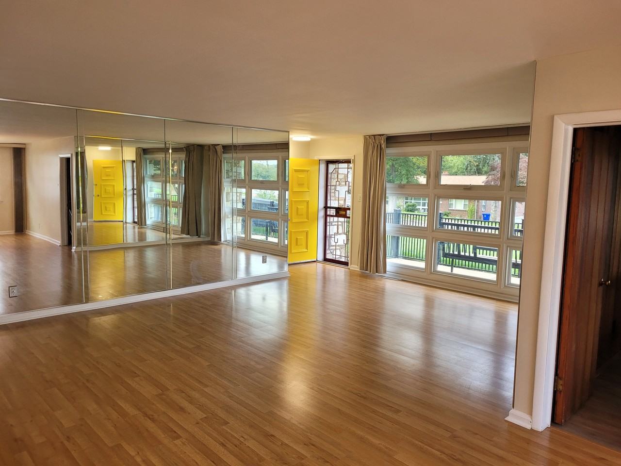 8 Edgemoor Rd - Photo 2 of 5