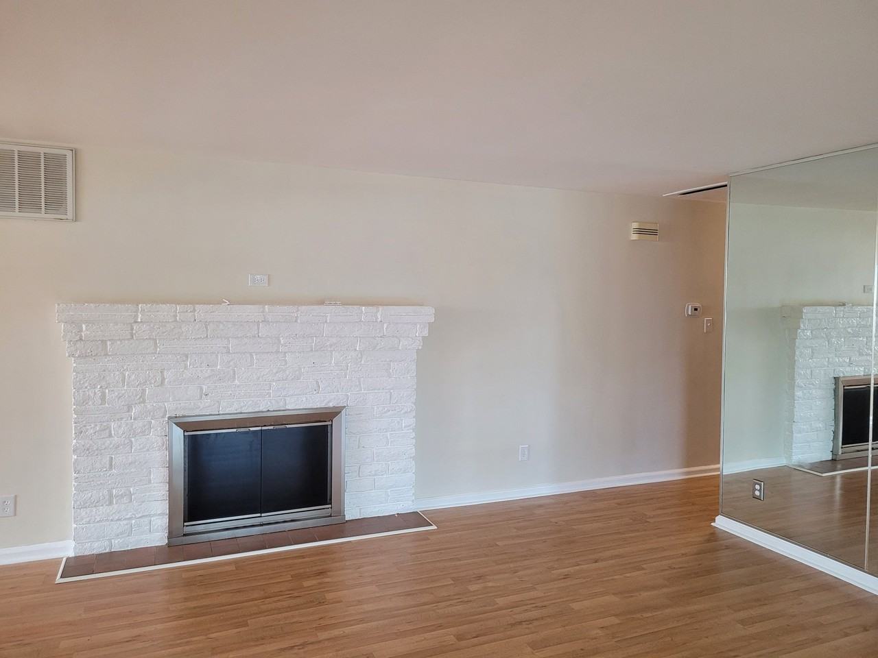 8 Edgemoor Rd - Photo 3 of 5