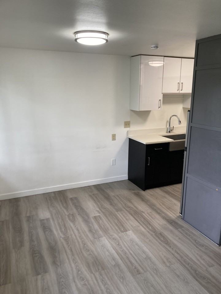 98105 4744.5 22Nd Ave Ne, Seattle, Wa #4744-5 - Photo 6 of 9
