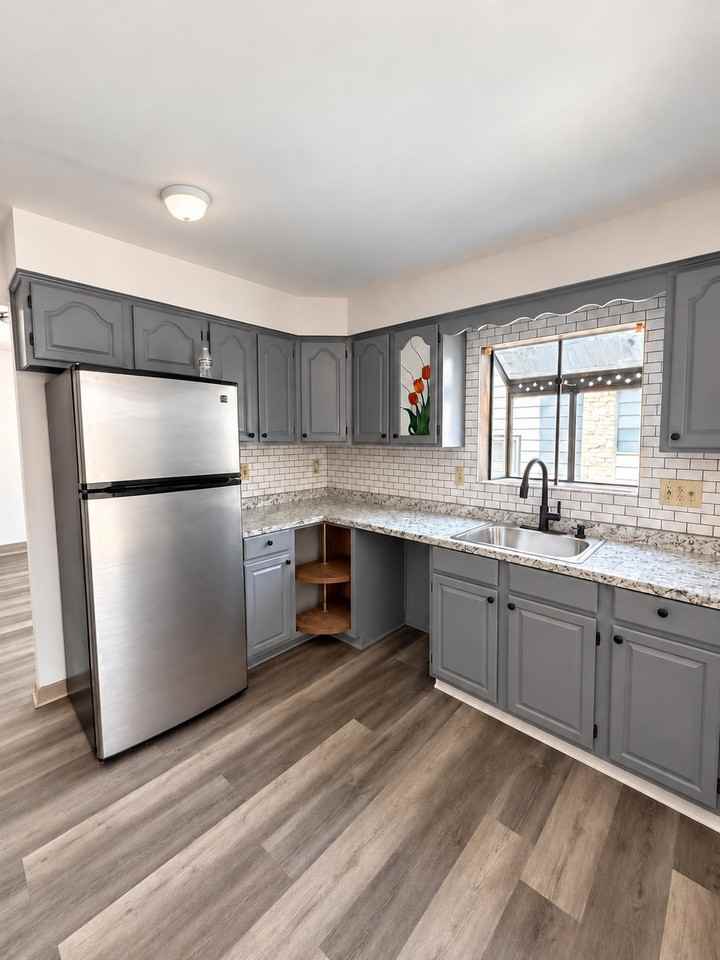77 1/2 Carroll St #1-2 - Photo 2 of 6