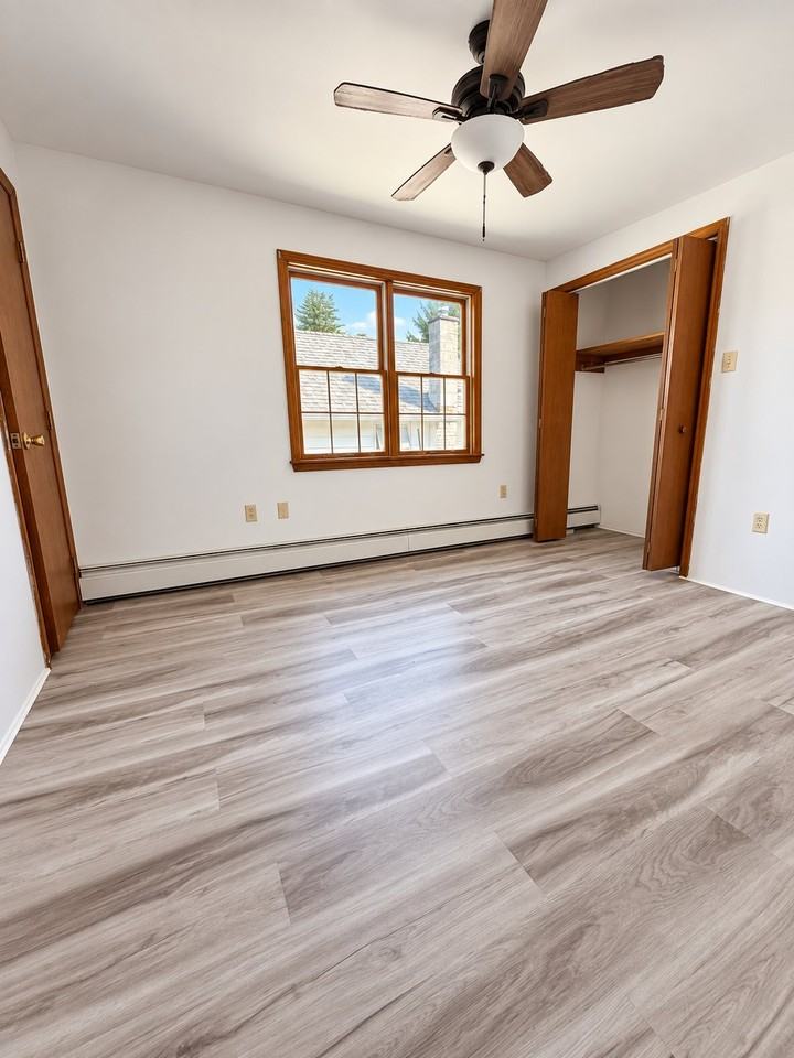 77 1/2 Carroll St #1-2 - Photo 4 of 6