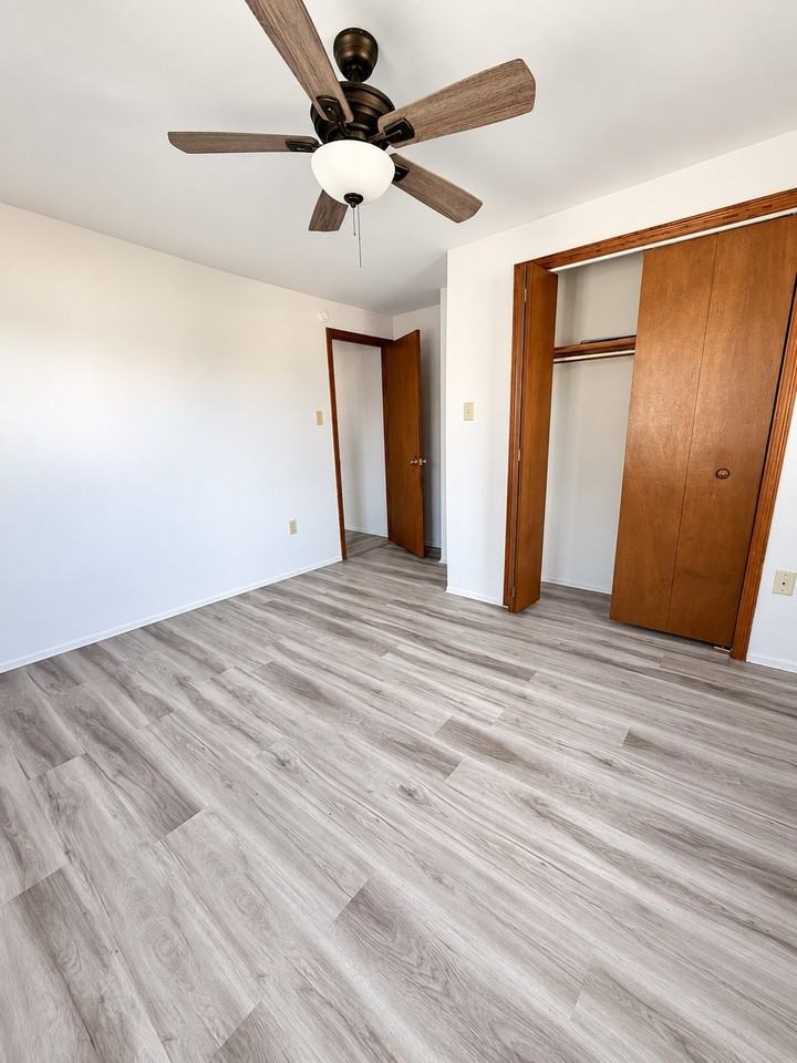 77 1/2 Carroll St #1-2 - Photo 5 of 6