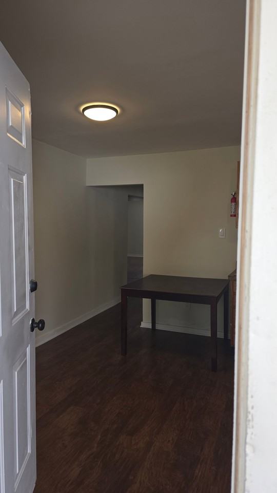 65 Spring St Apt 1st #1stFL - Photo 2 of 19