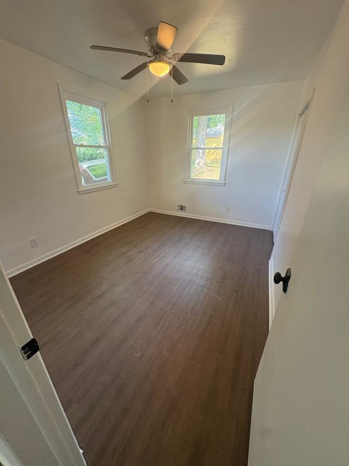 3808 Mayberry Ave - Photo 4 of 14