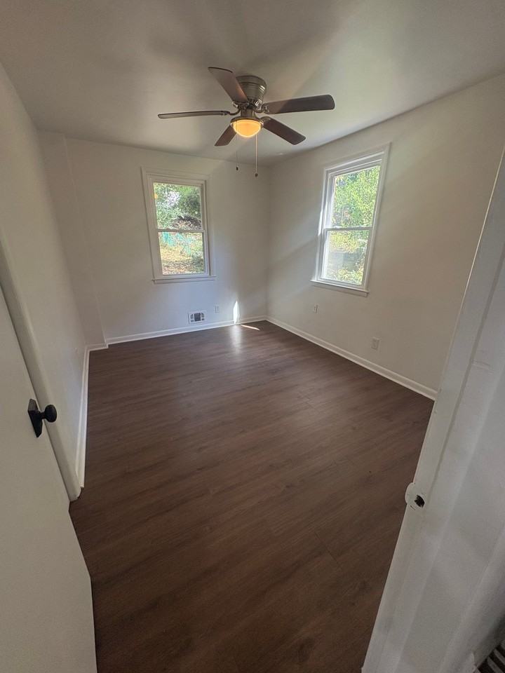 3808 Mayberry Ave - Photo 7 of 14