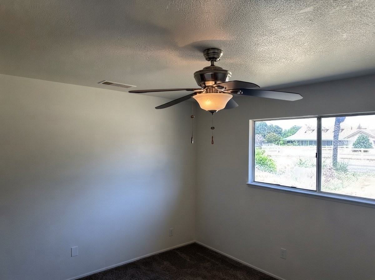 438 Roscoe Rd - Photo 4 of 7