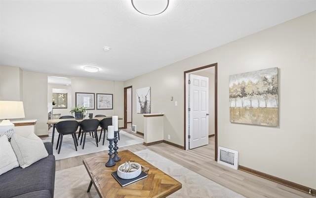 3324 N 59th St - Photo 5 of 14