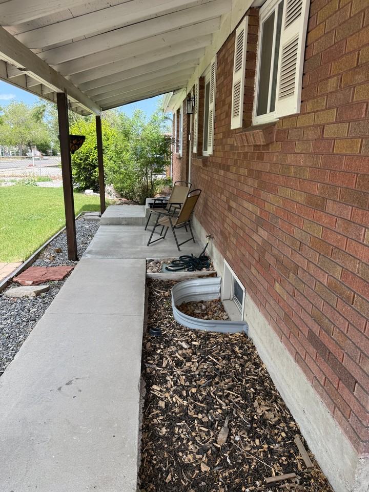 4949 Sw - Photo 2 of 15
