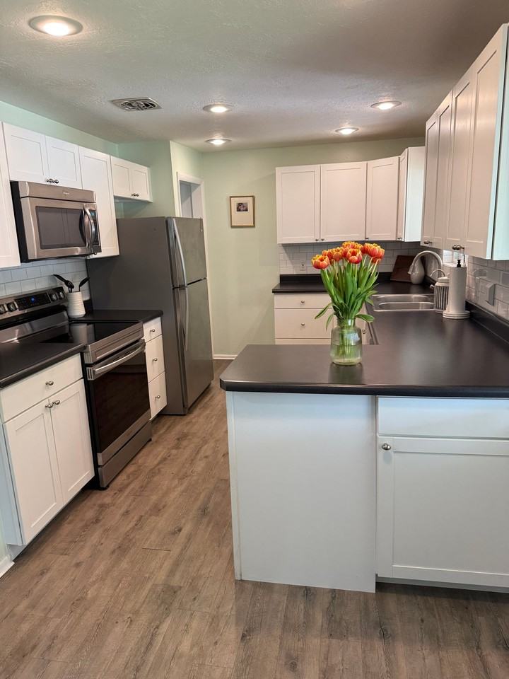 4949 Sw - Photo 5 of 15