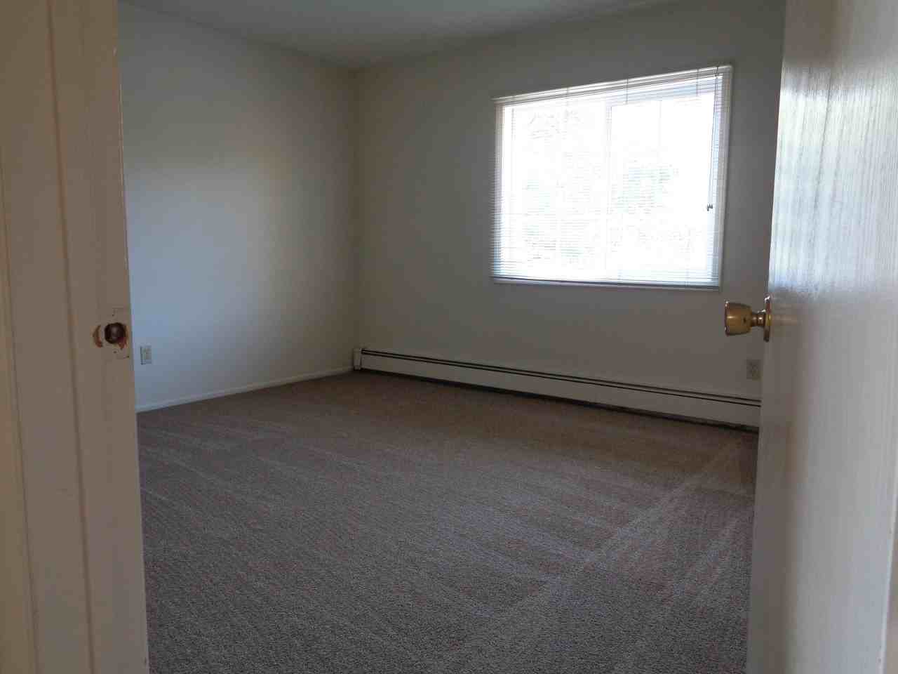 115 Twin Oaks Dr #301 - Photo 6 of 9