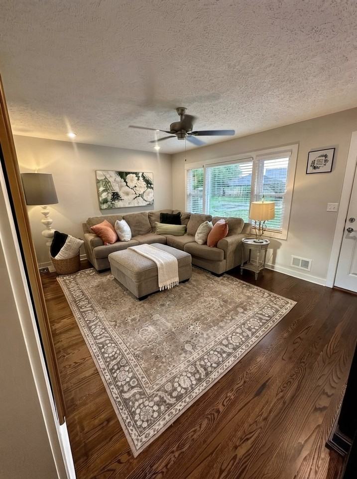 2851 Knott Rd - Photo 2 of 12