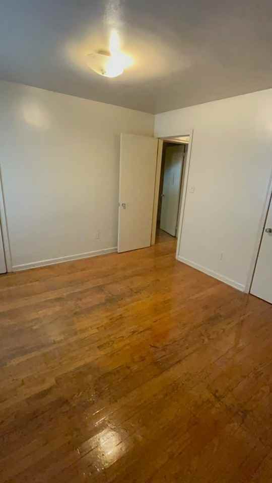 9125 Montrose St - Photo 3 of 6